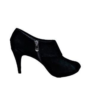 Adrienne Vittadini Suede Black Booties